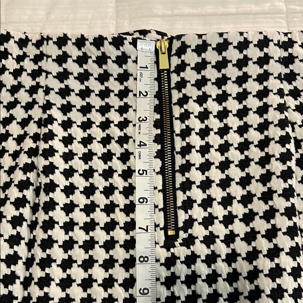 Stylish Philosophy Black and White Houndstooth Women's Skirt Size 14 - Picture 8 of 8